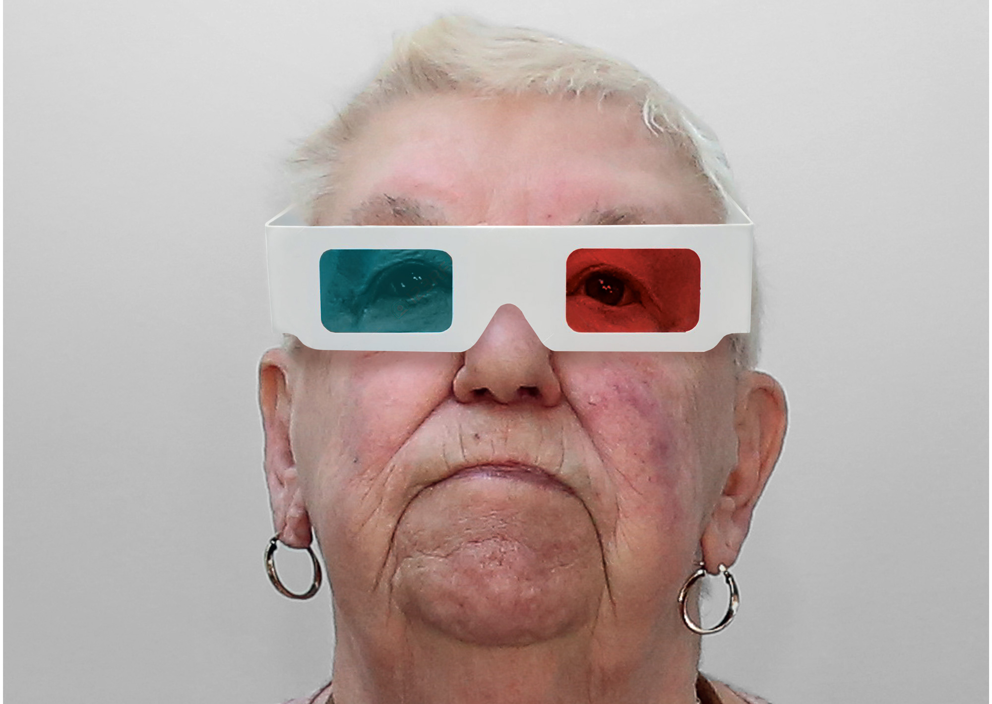 older woman with 3d film glasses on